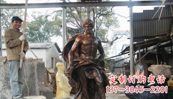 湖南广场西方男人人物铜雕