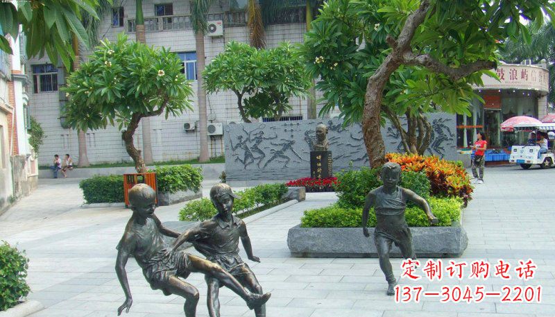 湖南匠心细作,精致铜雕足球小孩