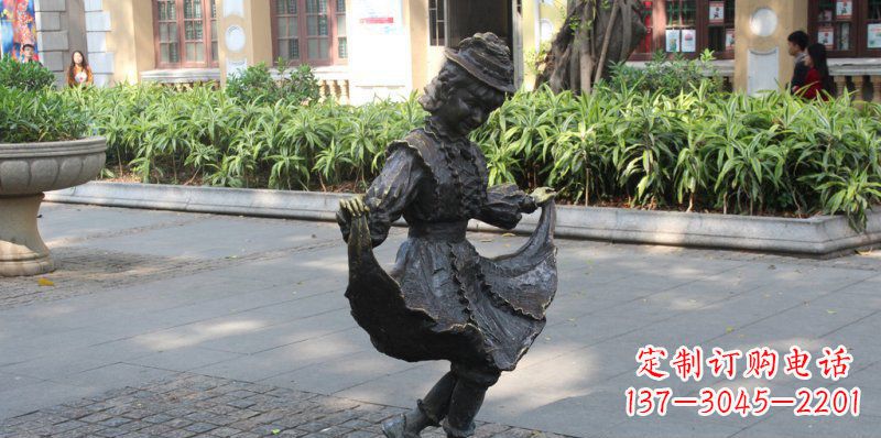 湖南中领雕塑推出的爱舞的小少女铜雕,以少女跳…