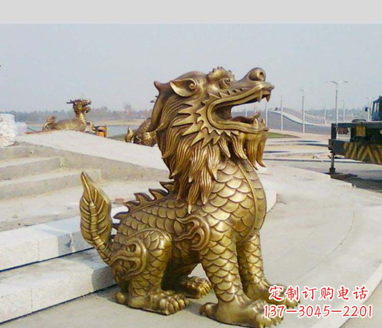 湖南狮子雕塑:象征力量,令人肃然起敬