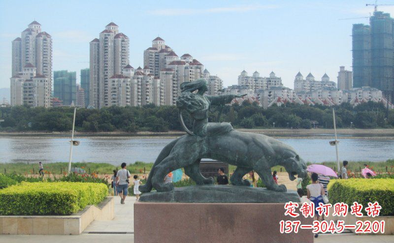 湖南中领雕塑:大型铜雕狮子,令您的景观更加出彩!