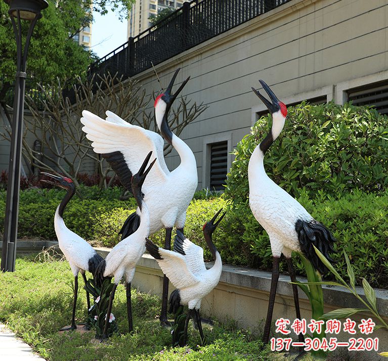 湖南精致仿真的仙鹤雕塑