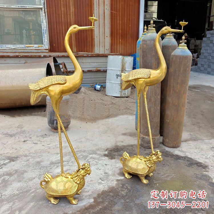 湖南精美的仙鹤铜雕,延年受益