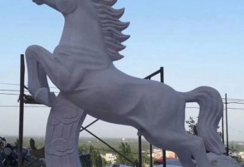 湖南深受历史文化启发的铸铁祥云马雕是中领雕塑…