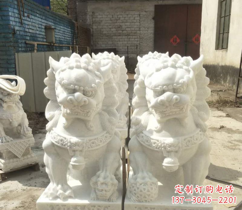 湖南汉白玉踩绣球狮子石雕_1