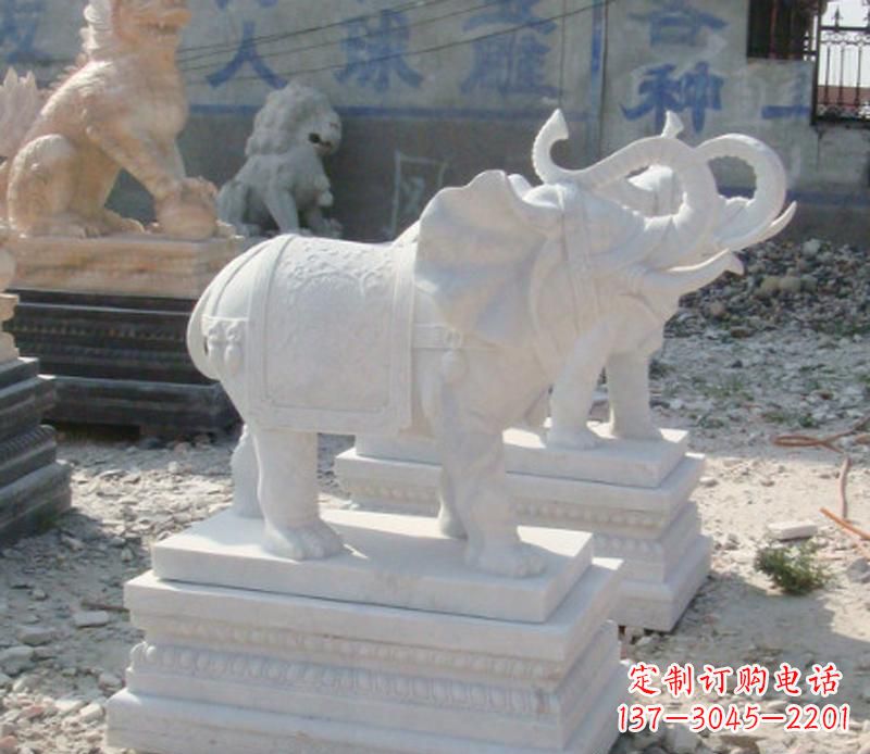 湖南汉白玉卷鼻喷水大象