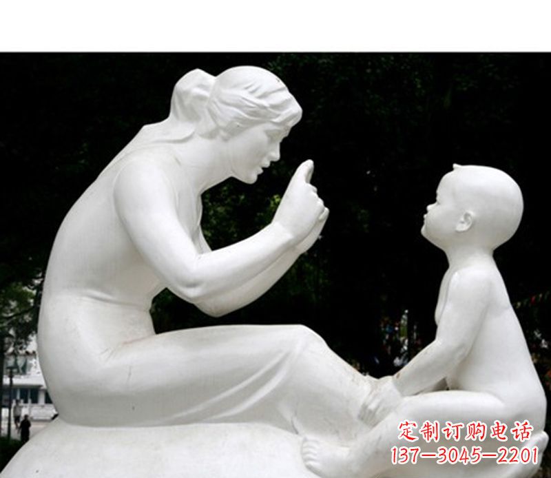 湖南中领雕塑,创造传统的母爱石雕