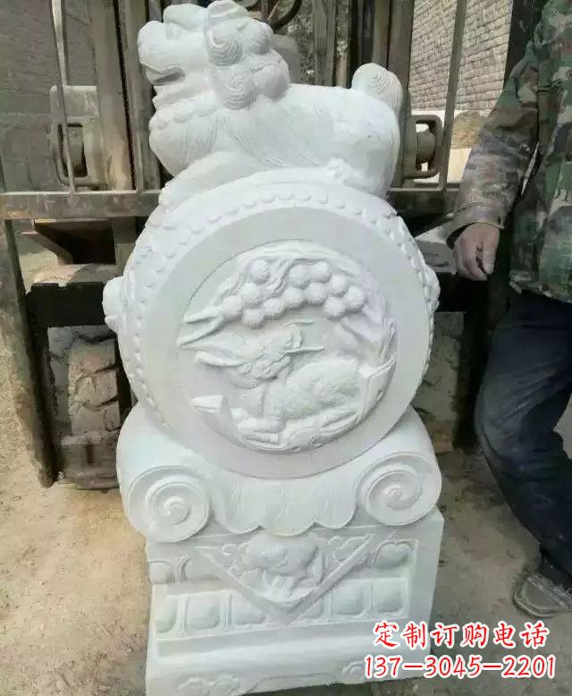 湖南中领雕塑出品,精雕细琢汉白玉狮子门墩