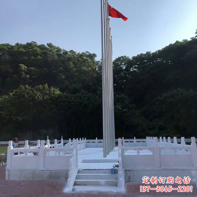 湖南中领雕塑是一家专业定制汉白玉石雕国旗台的…