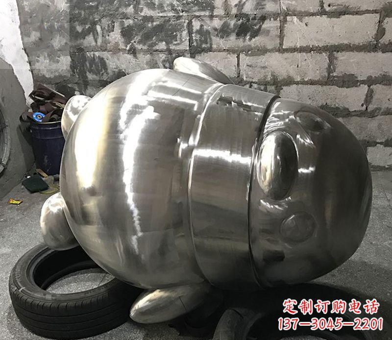 湖南户外企鹅雕塑,古典艺术精细工艺美化空间