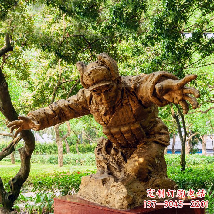 湖南中领雕塑:黄继光铜雕著名抗战英雄雕像