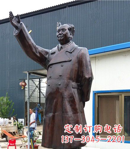 湖南铸造精美的挥手毛主席铜雕像