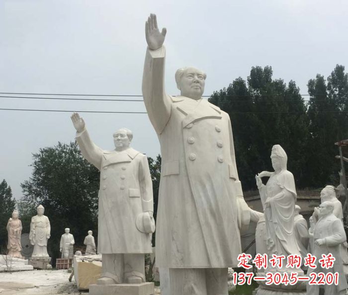 湖南挥手的毛主席校园伟人石雕
