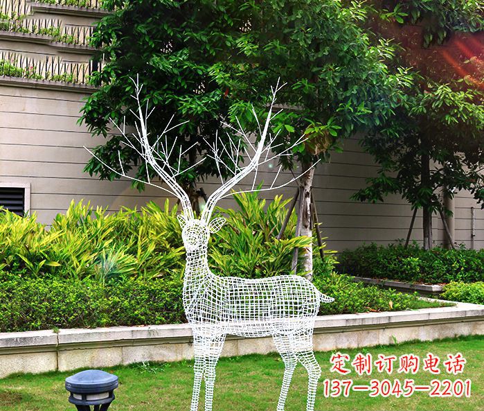 湖南创造魅力的麋鹿不锈钢雕塑