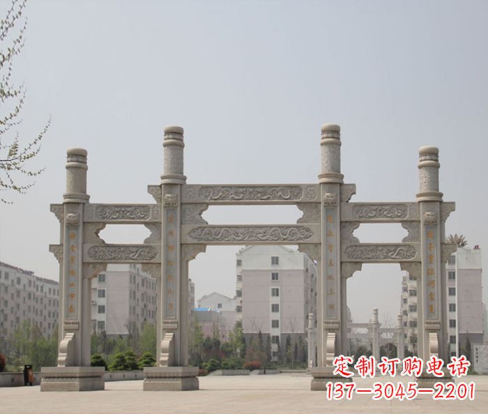 湖南上中领雕塑:牌坊石雕定制