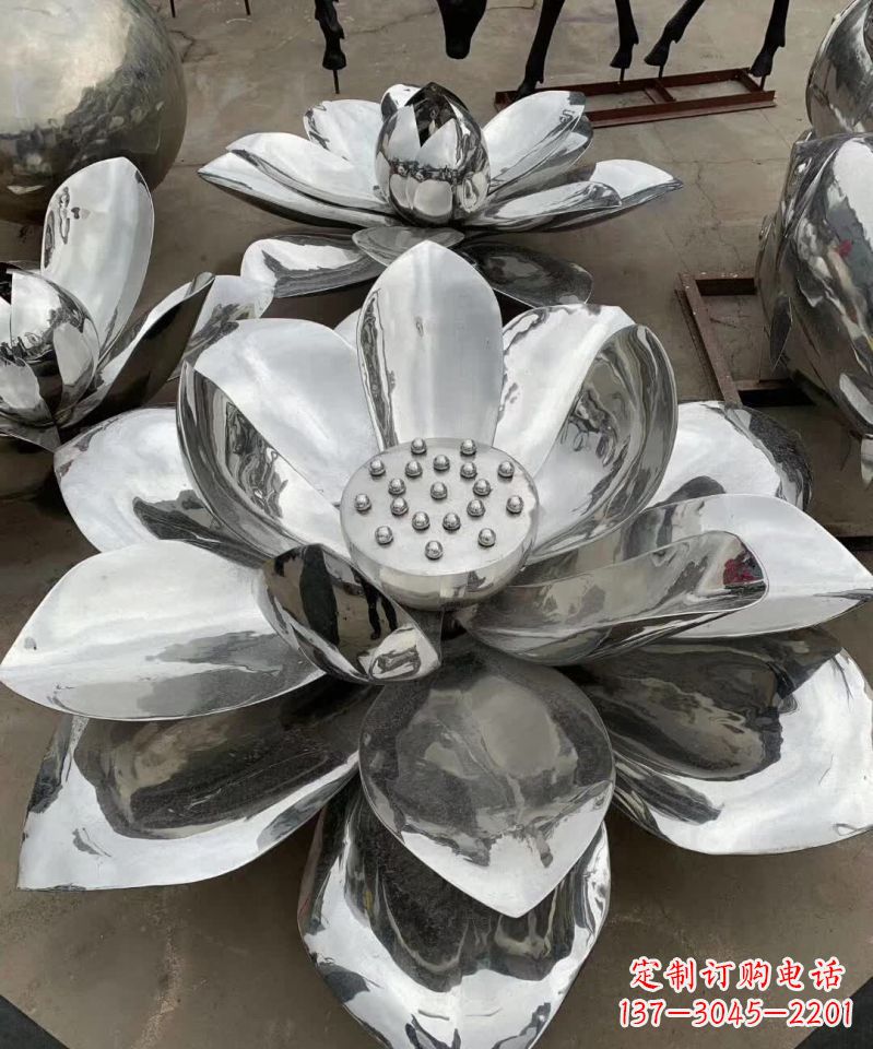 湖南精美不锈钢荷花雕塑,点亮你的家园