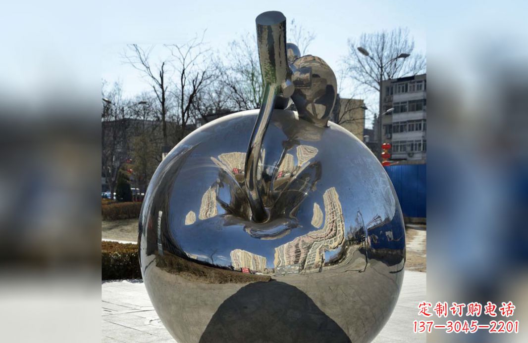 湖南镜面不锈钢苹果雕塑:极致之美