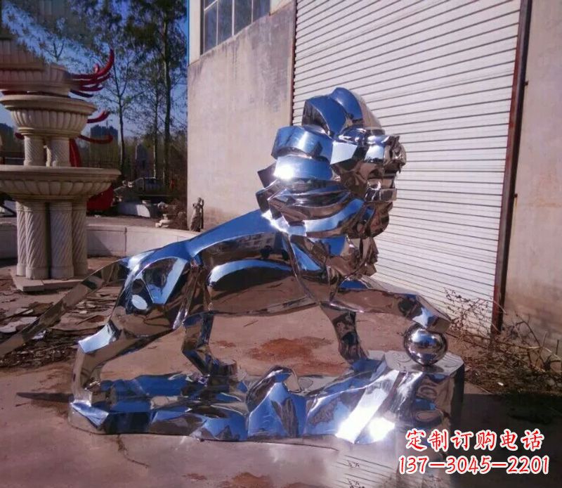 湖南中领雕塑推出的不锈钢狮子雕塑,极具艺术价…