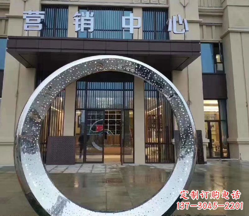 湖南镜面时尚圆环不锈钢雕塑