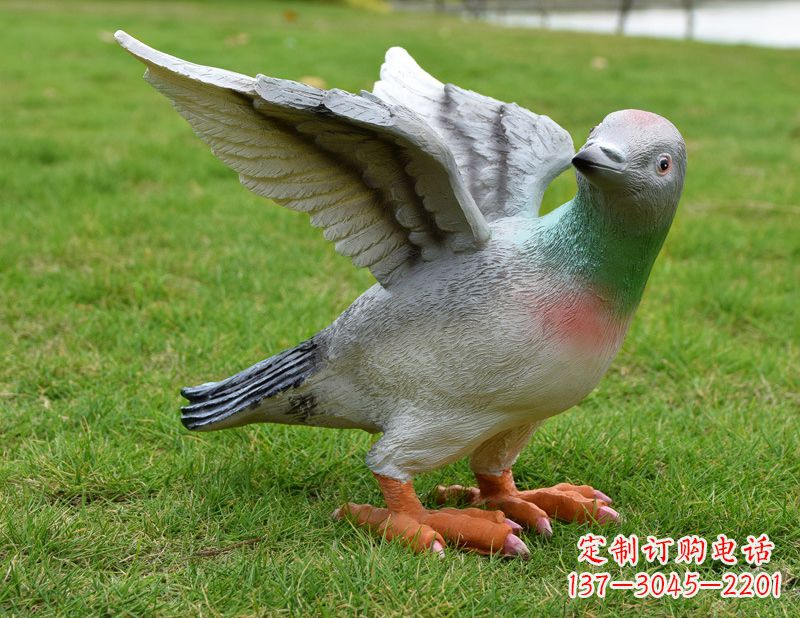 湖南深具历史意义的和平鸽雕塑