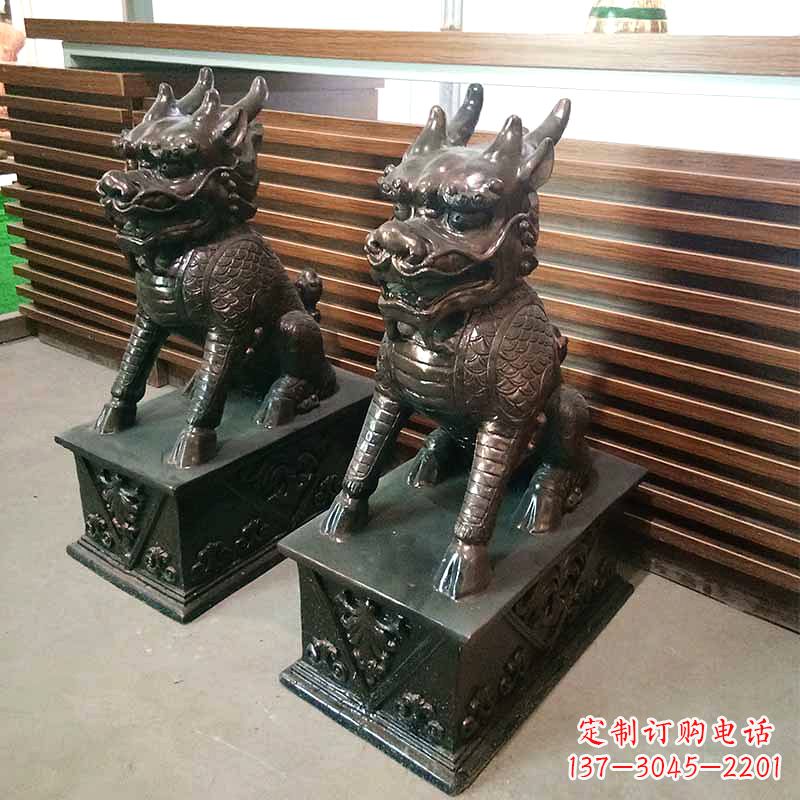 湖南饰你家门口的瑞祥麒麟雕塑
