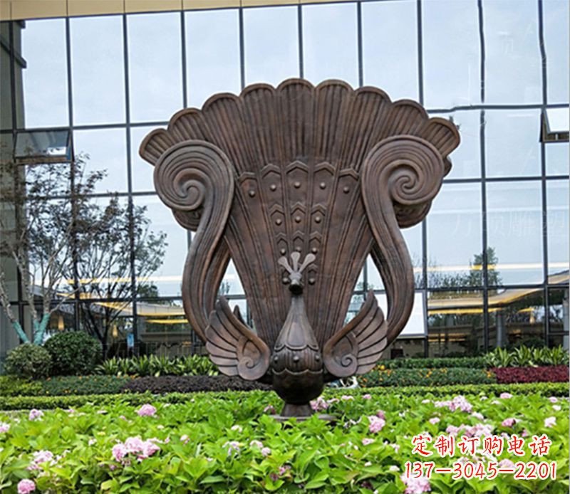 湖南装点家园的精美孔雀雕塑