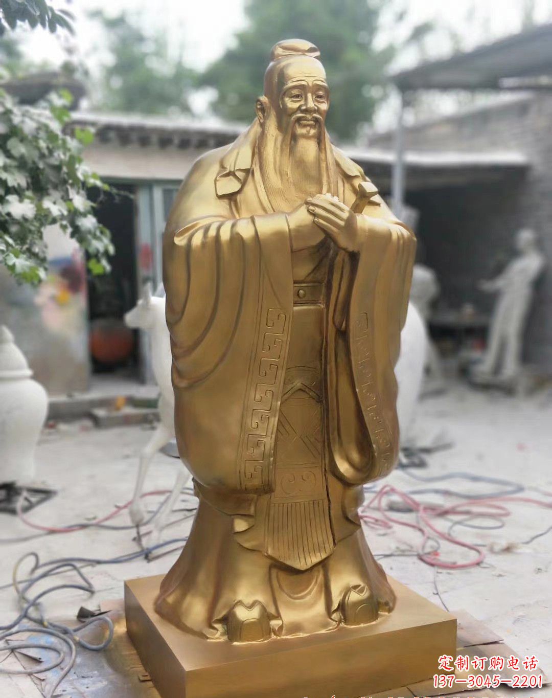 湖南高雅典雅的孔子铜雕像