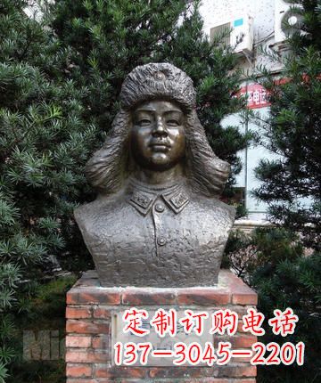 湖南领雕塑:全国首创雷锋青铜胸像