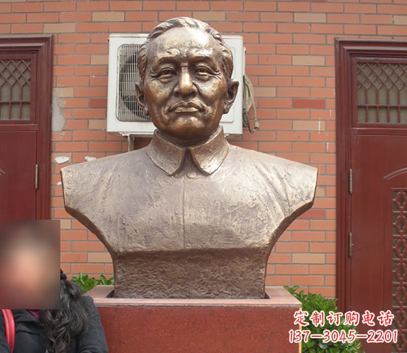 湖南铜雕李四,与众不同的光头匠艺