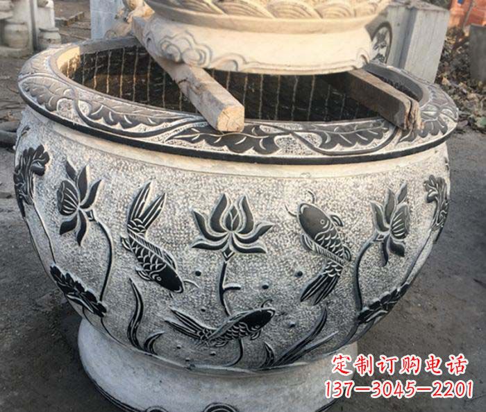湖南中领雕塑-仿古圆水缸雕塑
