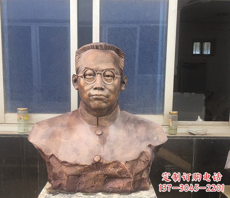 湖南精致的刘伯承头像铜雕