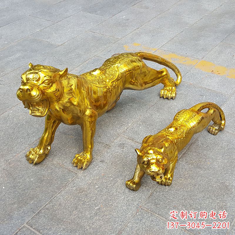湖南鎏金老虎,铜雕工艺精美