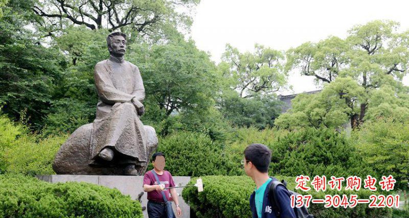 湖南鲁迅铜雕,艺术品级的文化符号