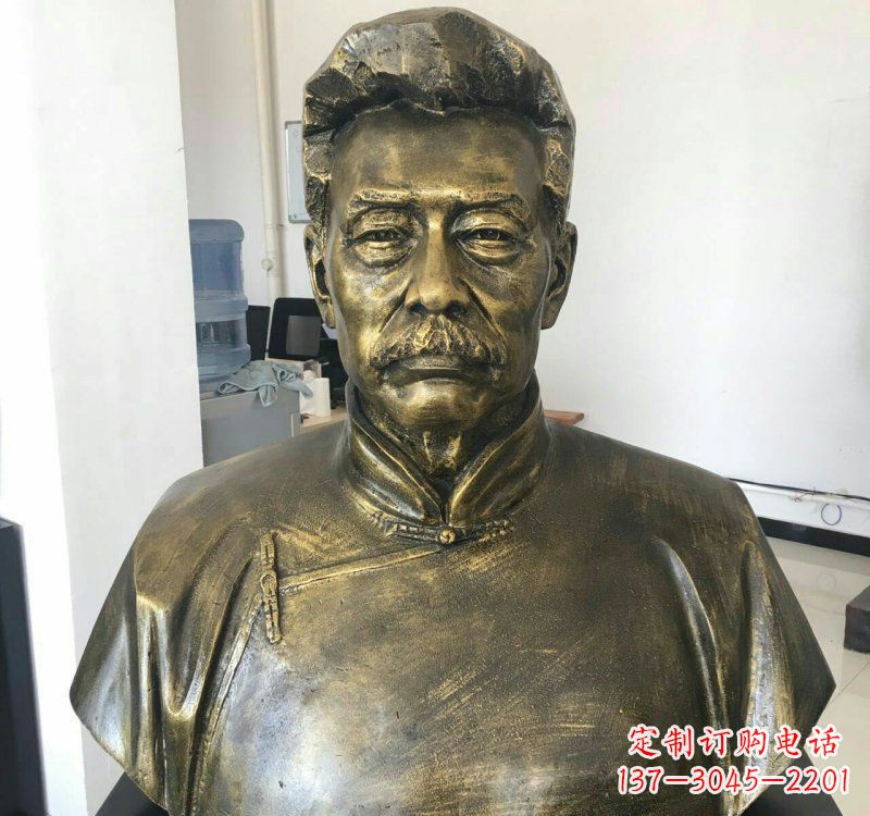 湖南鲁迅铜雕:给您带来全新的珍藏体验