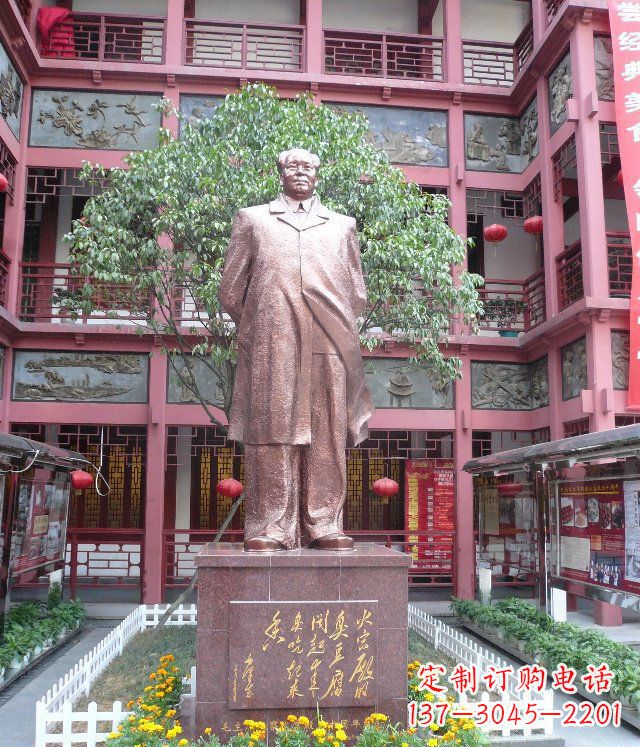 湖南毛泽东伟人铜雕,展示传统文化风采!