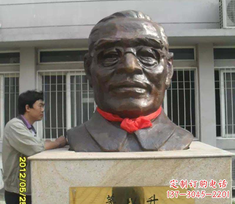 湖南领雕塑:打造精致头像铜雕
