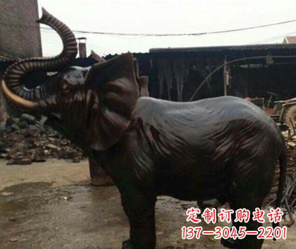 湖南门口大象铜雕