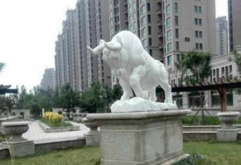 湖南汉白玉开荒牛小区园林动物石雕