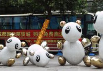 湖南中领雕塑：优雅的不锈钢抽象熊猫雕塑