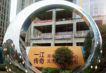 湖南让您的空间脱颖而出！时尚镜面不锈钢圆环景观雕塑