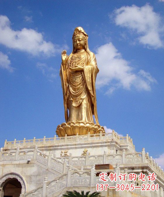 湖南精致观音塑天然南海玉雕