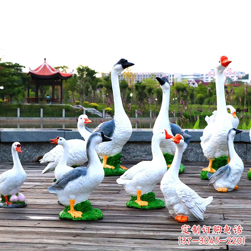 湖南高端铜质农场天鹅雕塑