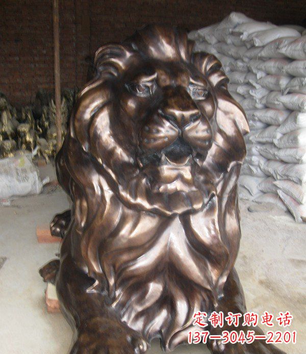 湖南静静躺在你身边,西洋狮子铜雕塑给你精致的拥抱