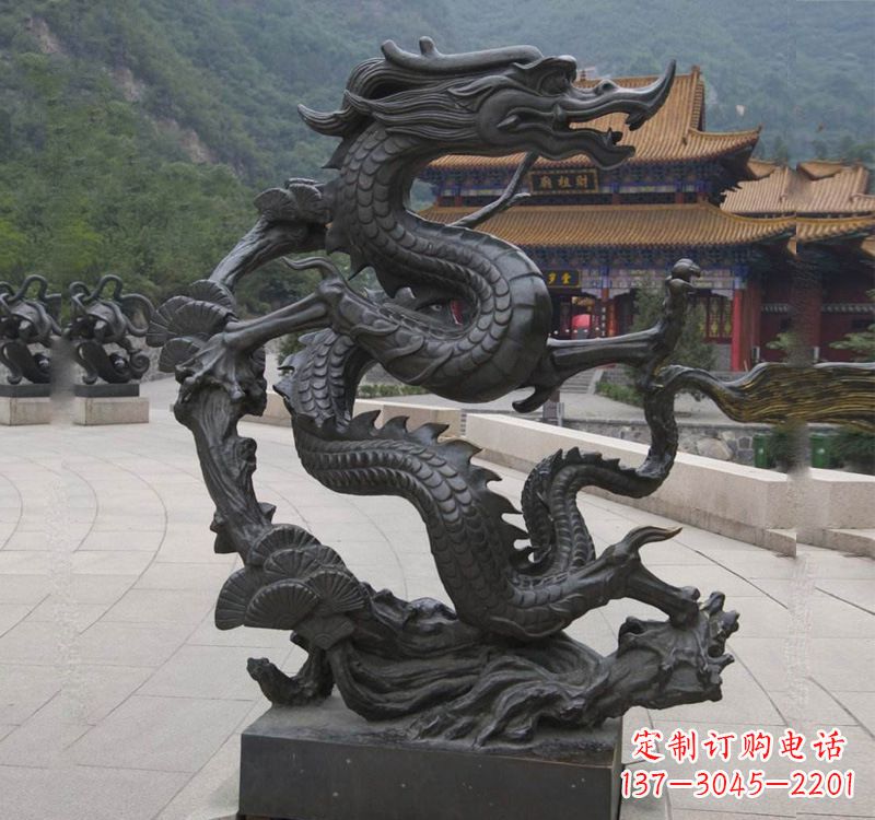 湖南超群绝伦的盘龙铜雕