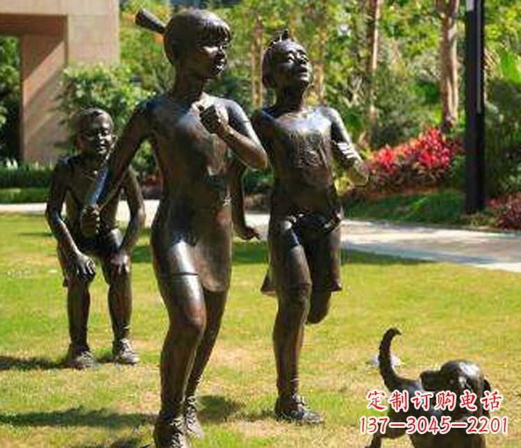 湖南宁夏中领雕塑推出的儿童铜雕跑步遛狗,一款…