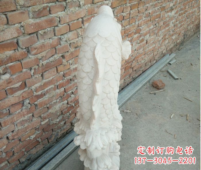 湖南华丽而高雅,精美绝伦的喷水鲤鱼公园石雕