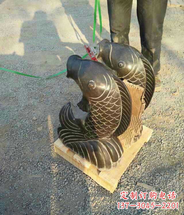 湖南喷水鱼动物铜雕