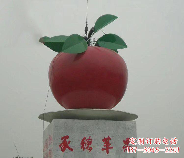 湖南精美苹果雕塑,给空间增添独特风格