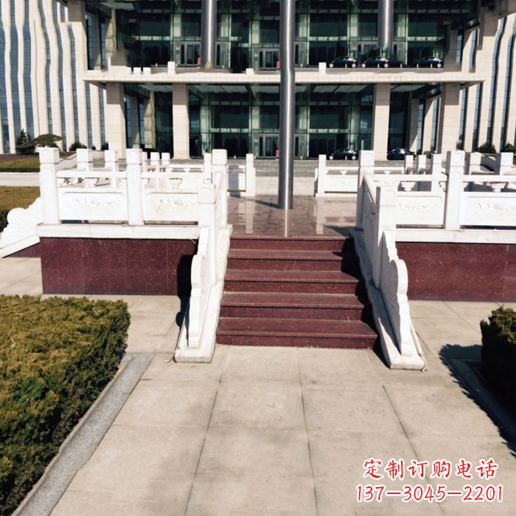 湖南高贵的象征——中领雕塑升旗台雕塑