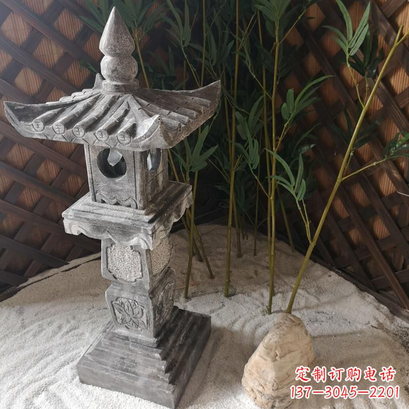湖南青石仿古高墩石雕灯笼
